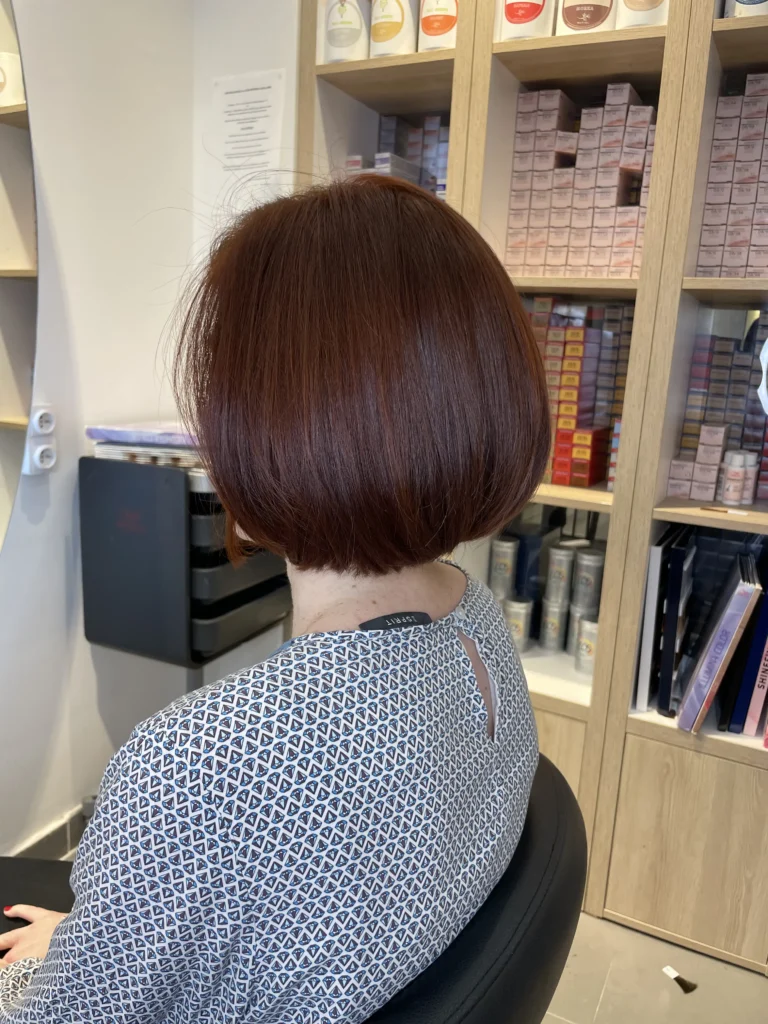 coloration naturelle des cheveux blancs avec de la coloration végétale