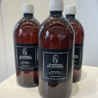 Flacon de shampoing Chroma Boost – Formule à l'acide hyaluronique pour cheveux secs